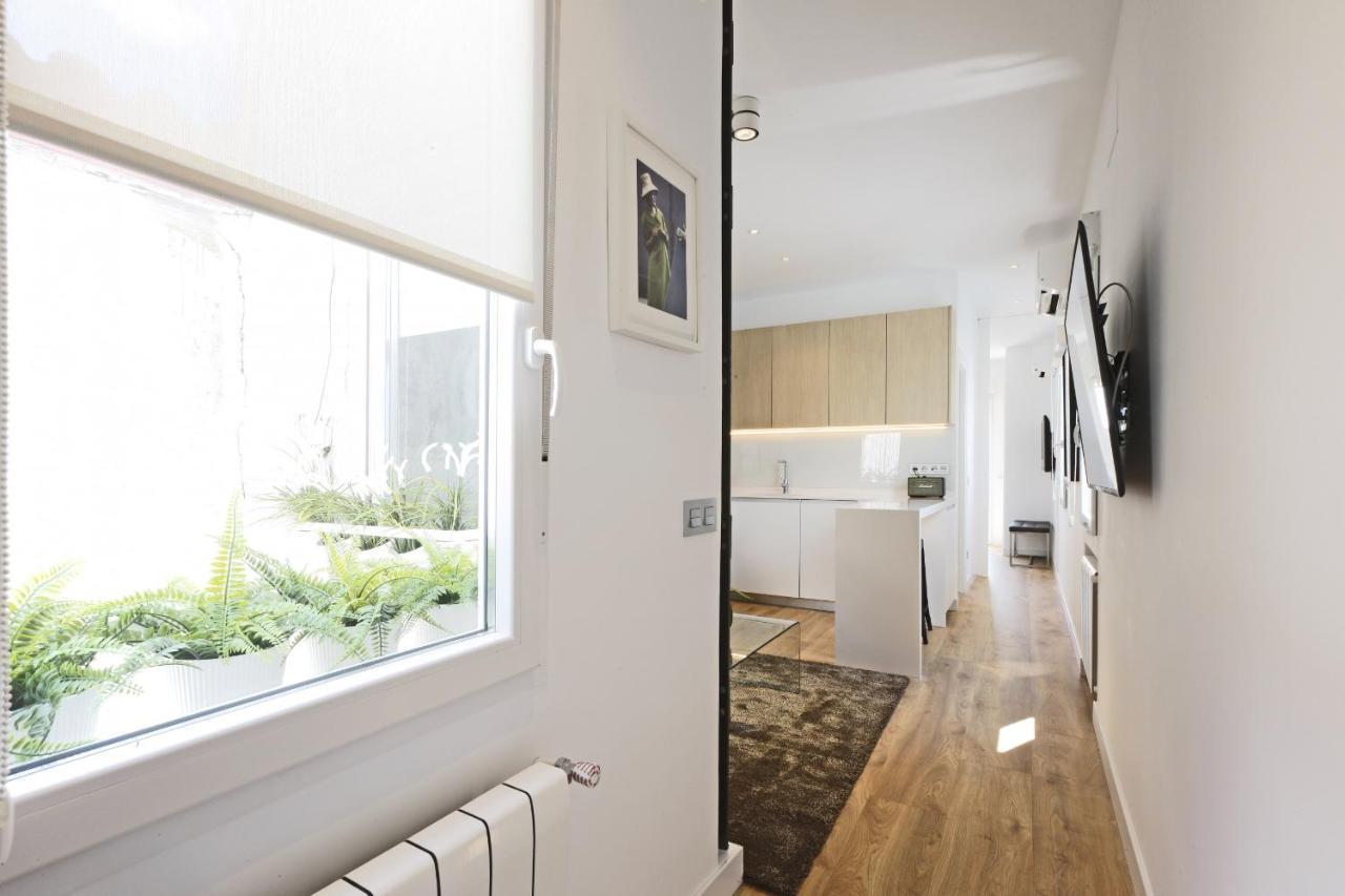 Latina Plaza Apartment Madrid Exterior photo